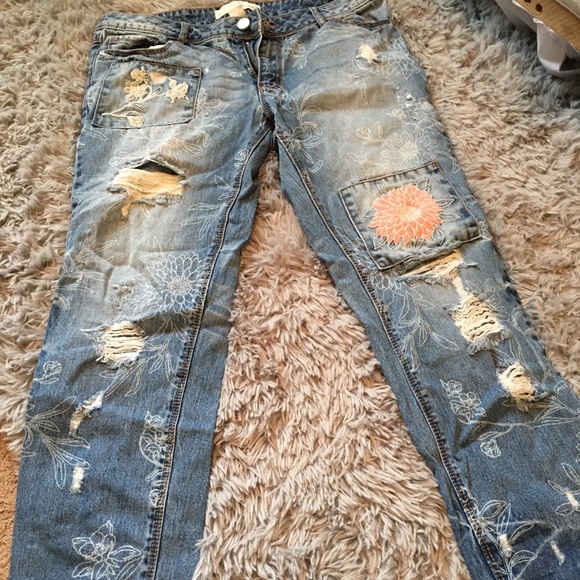 Floral Denim Jeans - Picture 1 of 3